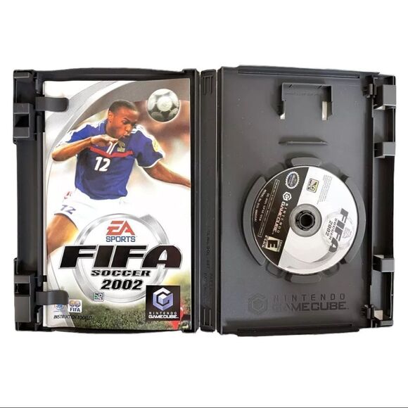 Nintendo Gamecube FIFA Soccer 2002 EA Sports Game - Picture 2 of 3